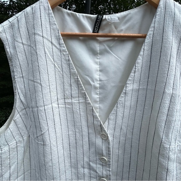 Divided Cream Gray Buttoned Sleeveless Tunic Size XL - Picture 3 of 11